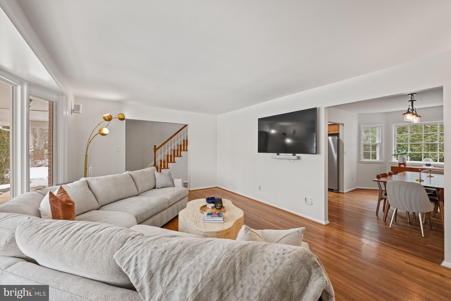 8511 CAMDEN ST, ALEXANDRIA, Virginia 22308, 3 Bedrooms Bedrooms, ,2 BathroomsBathrooms,Residential,For sale,8511 CAMDEN ST,VAFX2288688 MLS # VAFX2288688