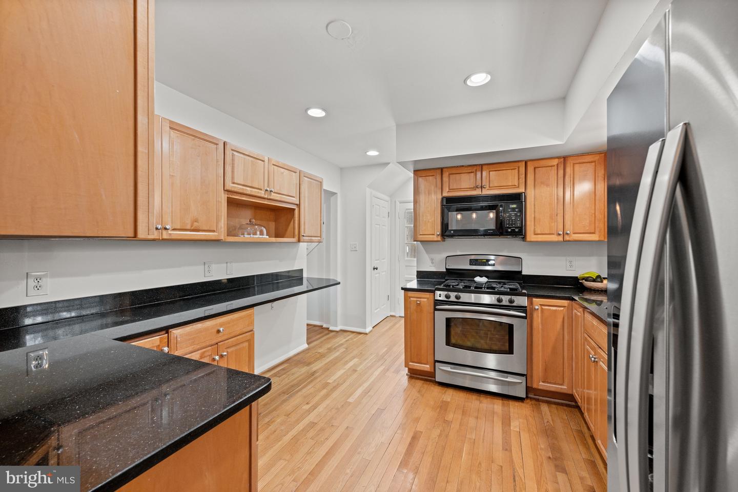 8511 CAMDEN ST, ALEXANDRIA, Virginia 22308, 3 Bedrooms Bedrooms, ,2 BathroomsBathrooms,Residential,For sale,8511 CAMDEN ST,VAFX2288688 MLS # VAFX2288688