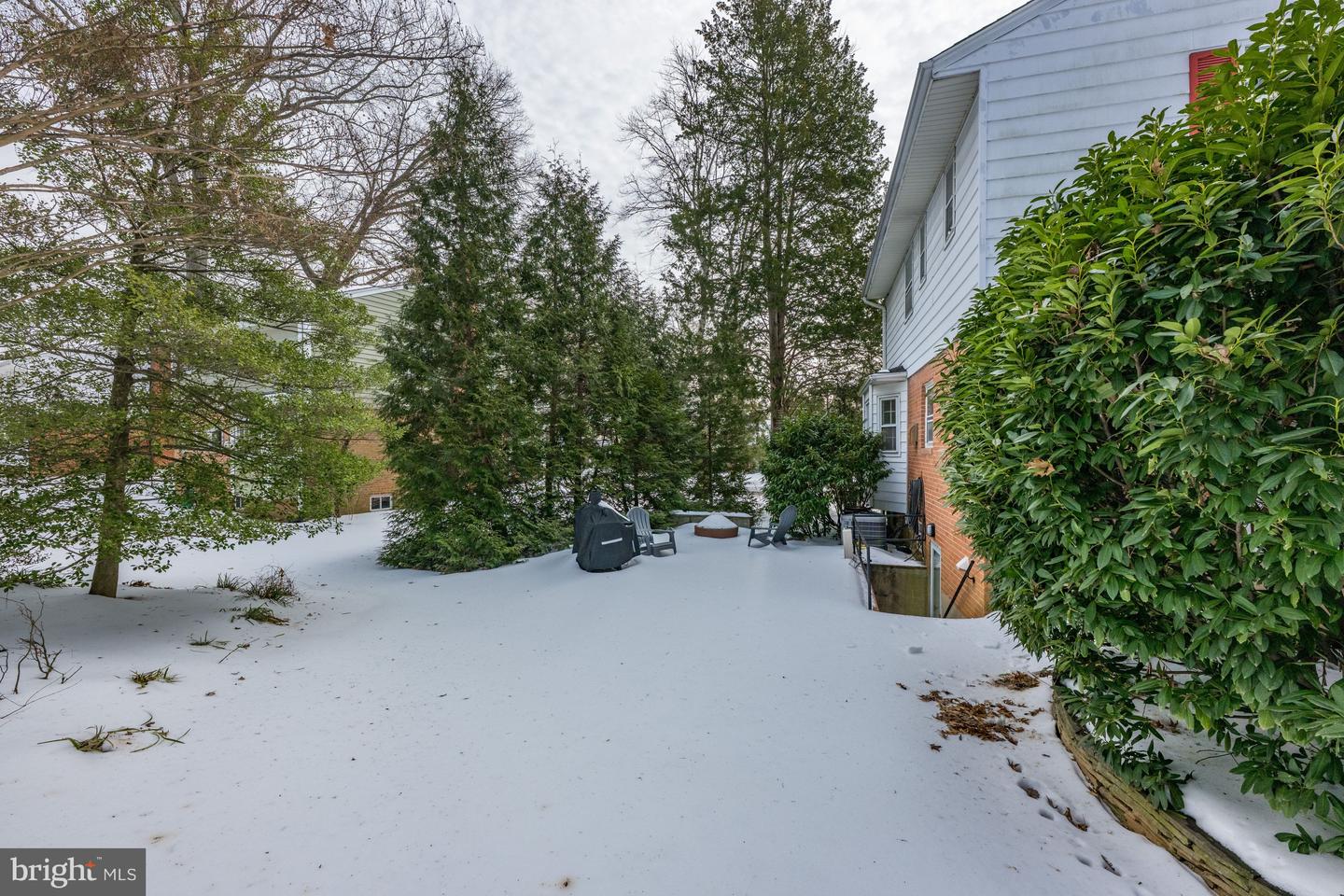 8511 CAMDEN ST, ALEXANDRIA, Virginia 22308, 3 Bedrooms Bedrooms, ,2 BathroomsBathrooms,Residential,For sale,8511 CAMDEN ST,VAFX2288688 MLS # VAFX2288688