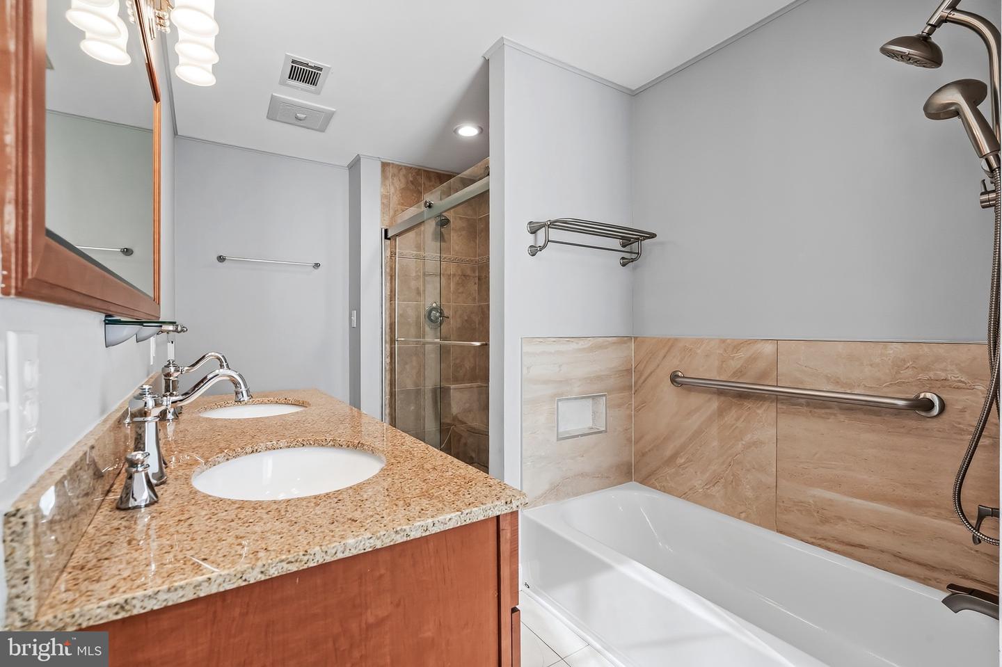 6620 ROSECROFT PL, FALLS CHURCH, Virginia 22043, 3 Bedrooms Bedrooms, ,2 BathroomsBathrooms,Residential,For sale,6620 ROSECROFT PL,VAFX2288726 MLS # VAFX2288726