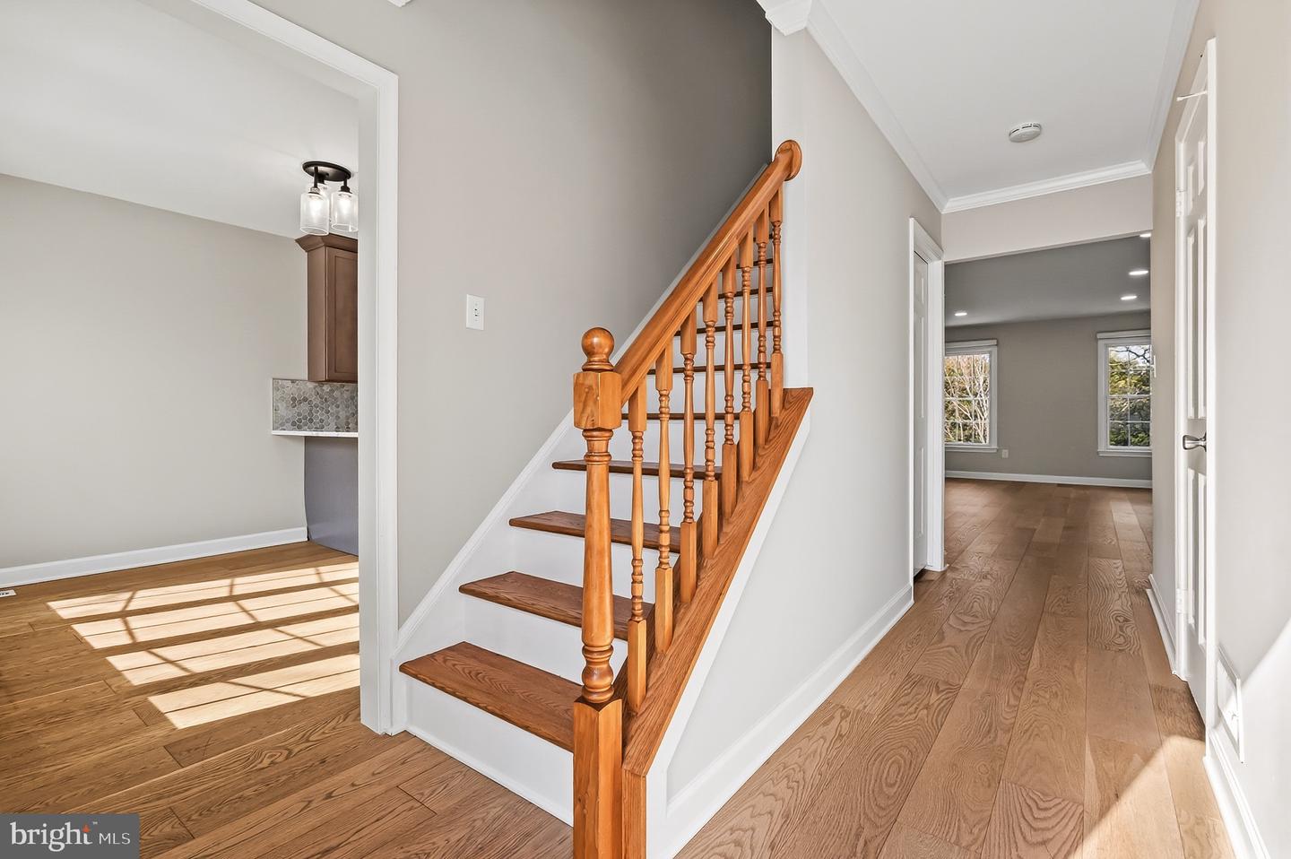 6620 ROSECROFT PL, FALLS CHURCH, Virginia 22043, 3 Bedrooms Bedrooms, ,2 BathroomsBathrooms,Residential,For sale,6620 ROSECROFT PL,VAFX2288726 MLS # VAFX2288726