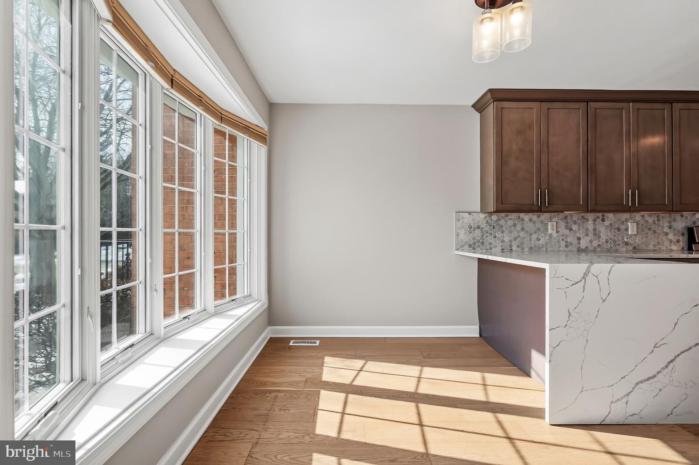 6620 ROSECROFT PL, FALLS CHURCH, Virginia 22043, 3 Bedrooms Bedrooms, ,2 BathroomsBathrooms,Residential,For sale,6620 ROSECROFT PL,VAFX2288726 MLS # VAFX2288726