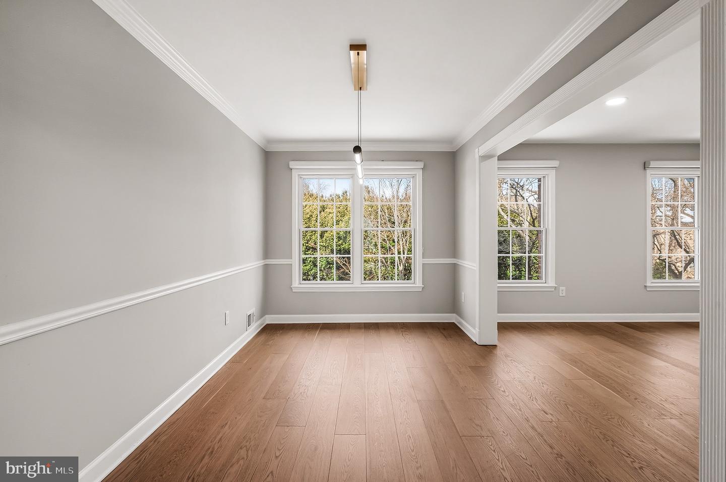 6620 ROSECROFT PL, FALLS CHURCH, Virginia 22043, 3 Bedrooms Bedrooms, ,2 BathroomsBathrooms,Residential,For sale,6620 ROSECROFT PL,VAFX2288726 MLS # VAFX2288726