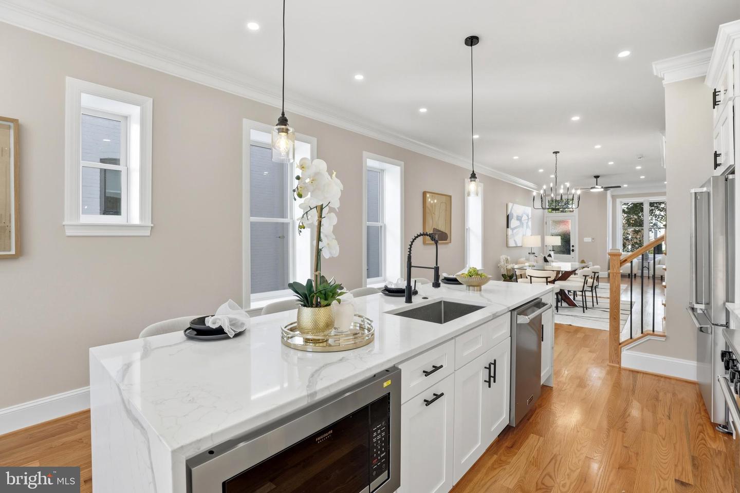 910 WESTMINSTER ST NW, WASHINGTON, District Of Columbia 20001, 5 Bedrooms Bedrooms, ,4 BathroomsBathrooms,Residential,For sale,910 WESTMINSTER ST NW,DCDC2244390 MLS # DCDC2244390