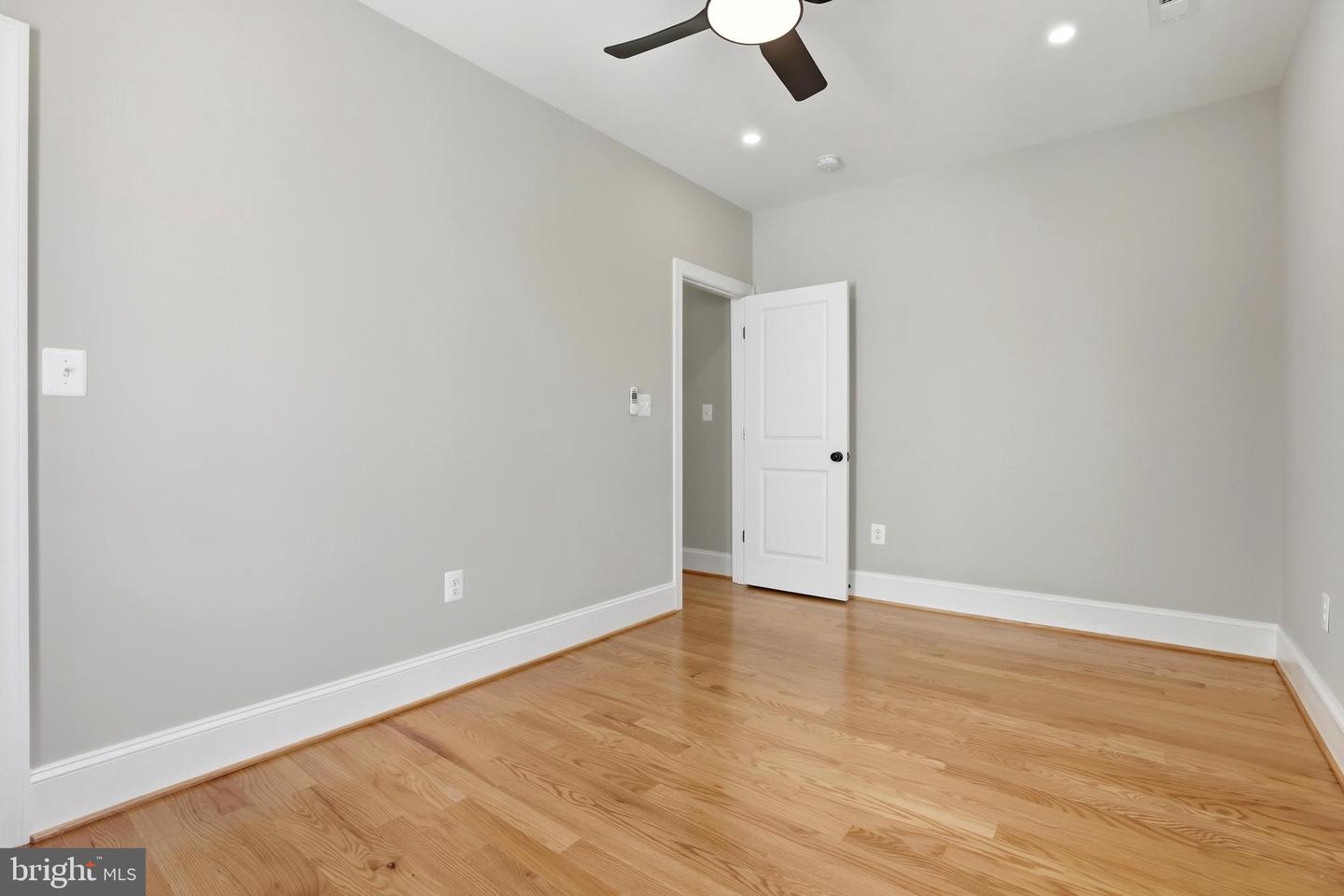 910 WESTMINSTER ST NW, WASHINGTON, District Of Columbia 20001, 5 Bedrooms Bedrooms, ,4 BathroomsBathrooms,Residential,For sale,910 WESTMINSTER ST NW,DCDC2244390 MLS # DCDC2244390