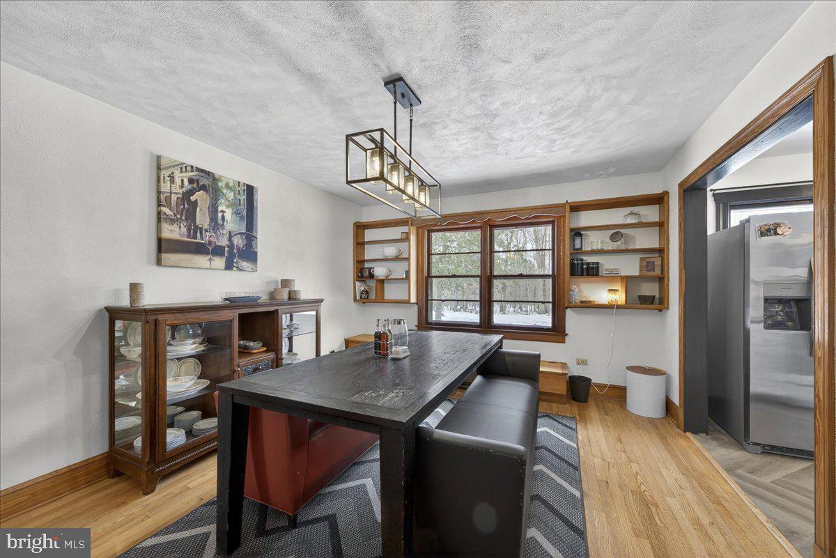 8901 DEEKENS ST, AMELIA COURT HOUSE, Virginia 23002, 3 Bedrooms Bedrooms, ,2 BathroomsBathrooms,Residential,For sale,8901 DEEKENS ST,VAAM2000100 MLS # VAAM2000100