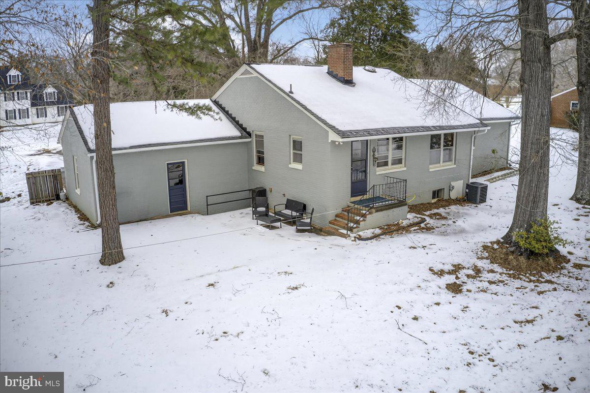 8901 DEEKENS ST, AMELIA COURT HOUSE, Virginia 23002, 3 Bedrooms Bedrooms, ,2 BathroomsBathrooms,Residential,For sale,8901 DEEKENS ST,VAAM2000100 MLS # VAAM2000100