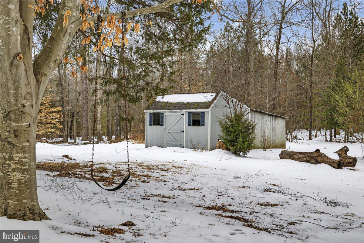 8901 DEEKENS ST, AMELIA COURT HOUSE, Virginia 23002, 3 Bedrooms Bedrooms, ,2 BathroomsBathrooms,Residential,For sale,8901 DEEKENS ST,VAAM2000100 MLS # VAAM2000100