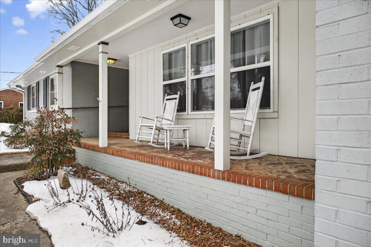 8901 DEEKENS ST, AMELIA COURT HOUSE, Virginia 23002, 3 Bedrooms Bedrooms, ,2 BathroomsBathrooms,Residential,For sale,8901 DEEKENS ST,VAAM2000100 MLS # VAAM2000100