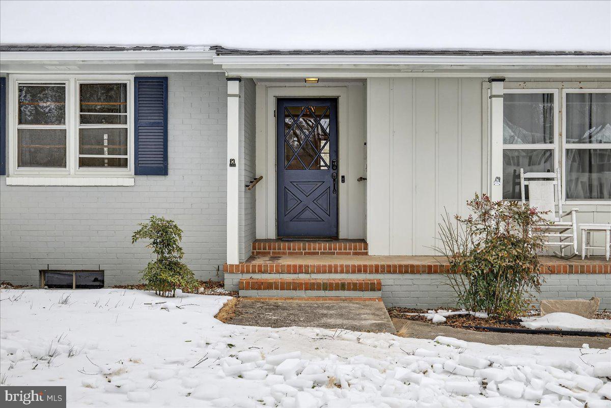 8901 DEEKENS ST, AMELIA COURT HOUSE, Virginia 23002, 3 Bedrooms Bedrooms, ,2 BathroomsBathrooms,Residential,For sale,8901 DEEKENS ST,VAAM2000100 MLS # VAAM2000100