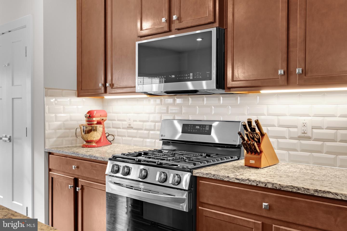 18020 RED CEDAR RD, DUMFRIES, Virginia 22026, 4 Bedrooms Bedrooms, ,3 BathroomsBathrooms,Residential,For sale,18020 RED CEDAR RD,VAPW2111770 MLS # VAPW2111770