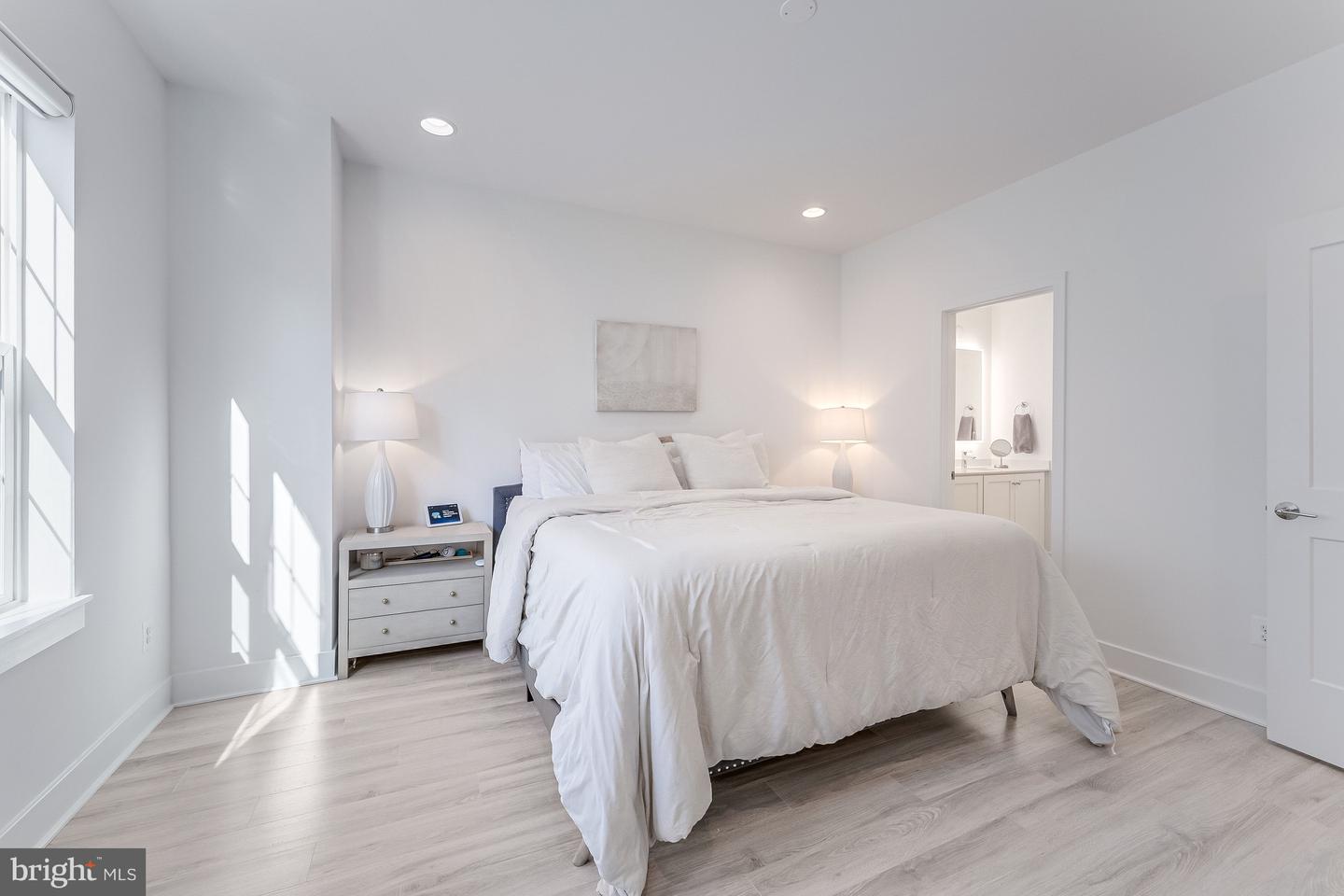 7397 BLADE DR, FALLS CHURCH, Virginia 22042, 5 Bedrooms Bedrooms, ,3 BathroomsBathrooms,Residential,For sale,7397 BLADE DR,VAFX2288748 MLS # VAFX2288748