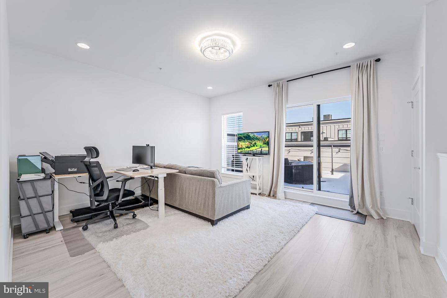 7397 BLADE DR, FALLS CHURCH, Virginia 22042, 5 Bedrooms Bedrooms, ,3 BathroomsBathrooms,Residential,For sale,7397 BLADE DR,VAFX2288748 MLS # VAFX2288748