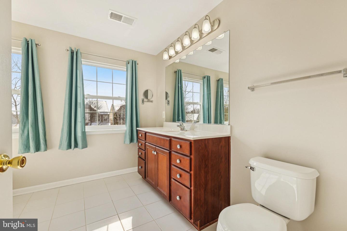 2178 FORSYTHIA DR, CULPEPER, Virginia 22701, 3 Bedrooms Bedrooms, ,3 BathroomsBathrooms,Residential,For sale,2178 FORSYTHIA DR,VACU2012598 MLS # VACU2012598