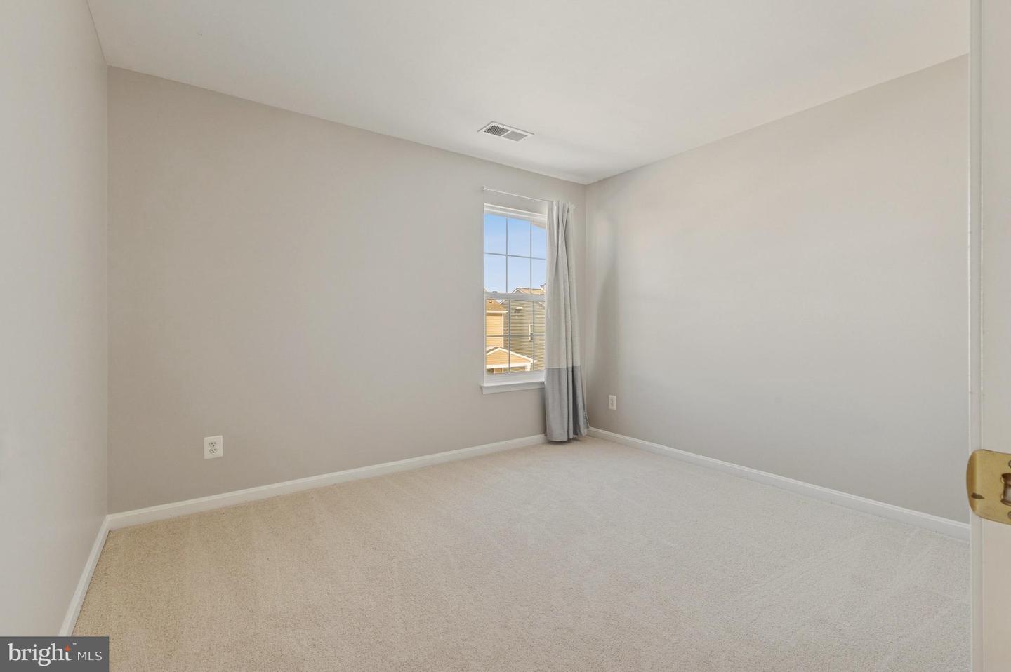 2178 FORSYTHIA DR, CULPEPER, Virginia 22701, 3 Bedrooms Bedrooms, ,3 BathroomsBathrooms,Residential,For sale,2178 FORSYTHIA DR,VACU2012598 MLS # VACU2012598