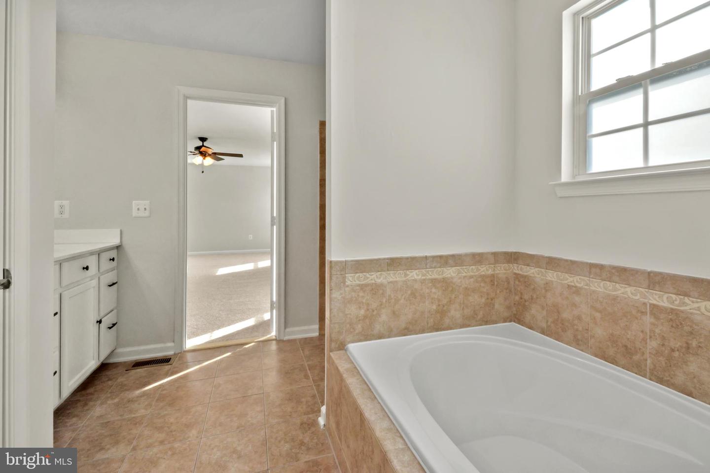 20 MANORWOOD DR, FREDERICKSBURG, Virginia 22406, 4 Bedrooms Bedrooms, ,2 BathroomsBathrooms,Residential,For sale,20 MANORWOOD DR,VAST2045684 MLS # VAST2045684