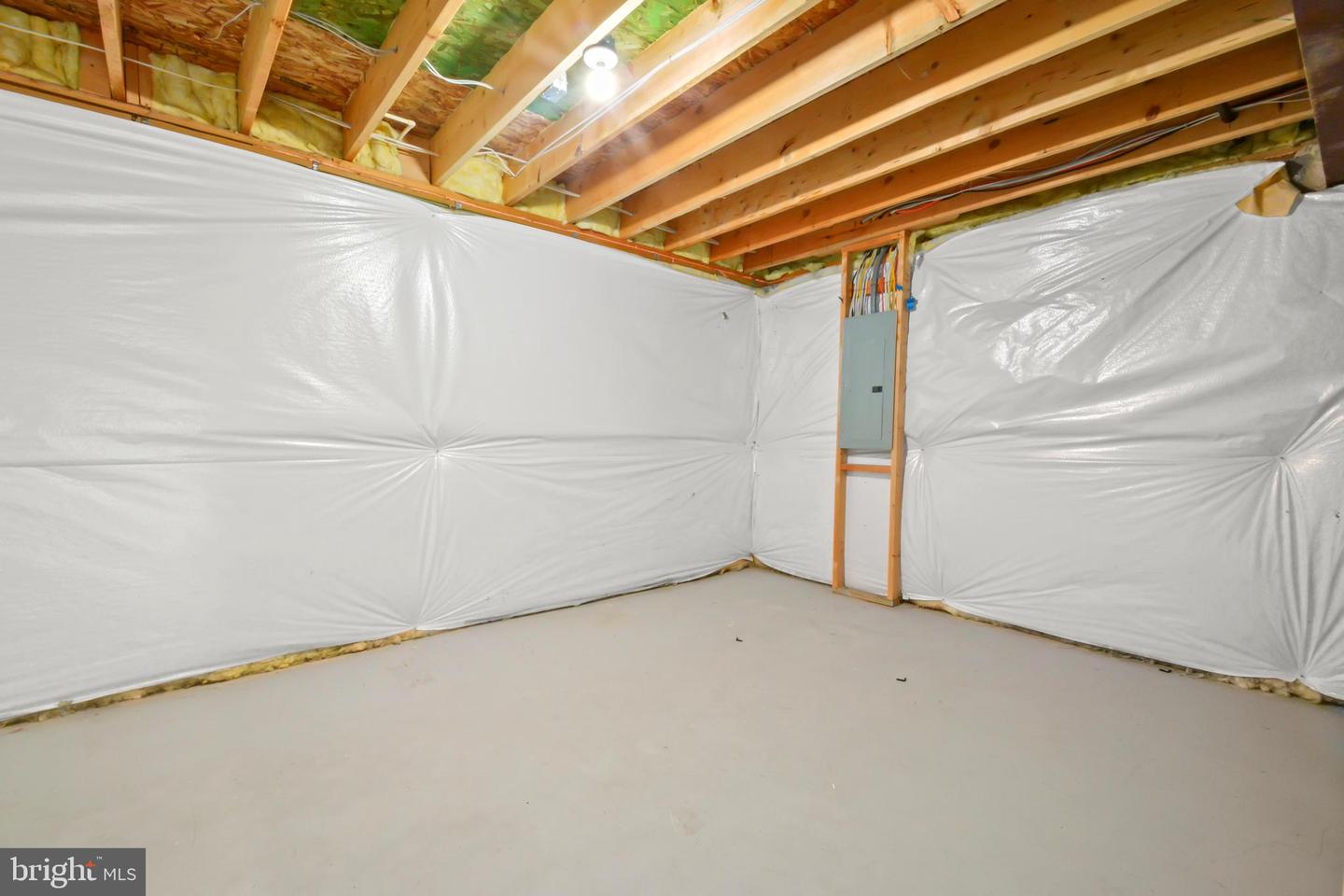 20 MANORWOOD DR, FREDERICKSBURG, Virginia 22406, 4 Bedrooms Bedrooms, ,2 BathroomsBathrooms,Residential,For sale,20 MANORWOOD DR,VAST2045684 MLS # VAST2045684