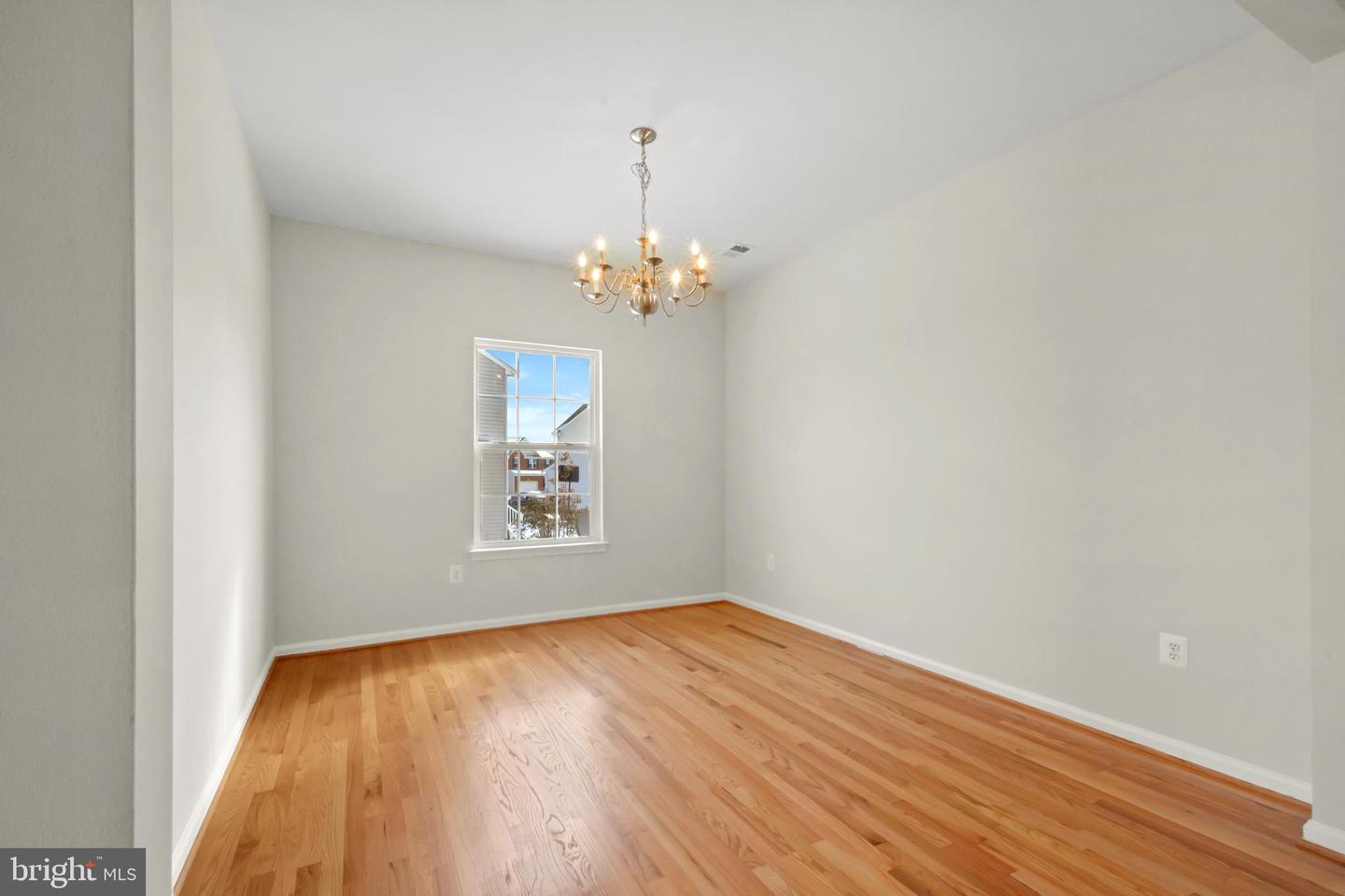 20 MANORWOOD DR, FREDERICKSBURG, Virginia 22406, 4 Bedrooms Bedrooms, ,2 BathroomsBathrooms,Residential,For sale,20 MANORWOOD DR,VAST2045684 MLS # VAST2045684