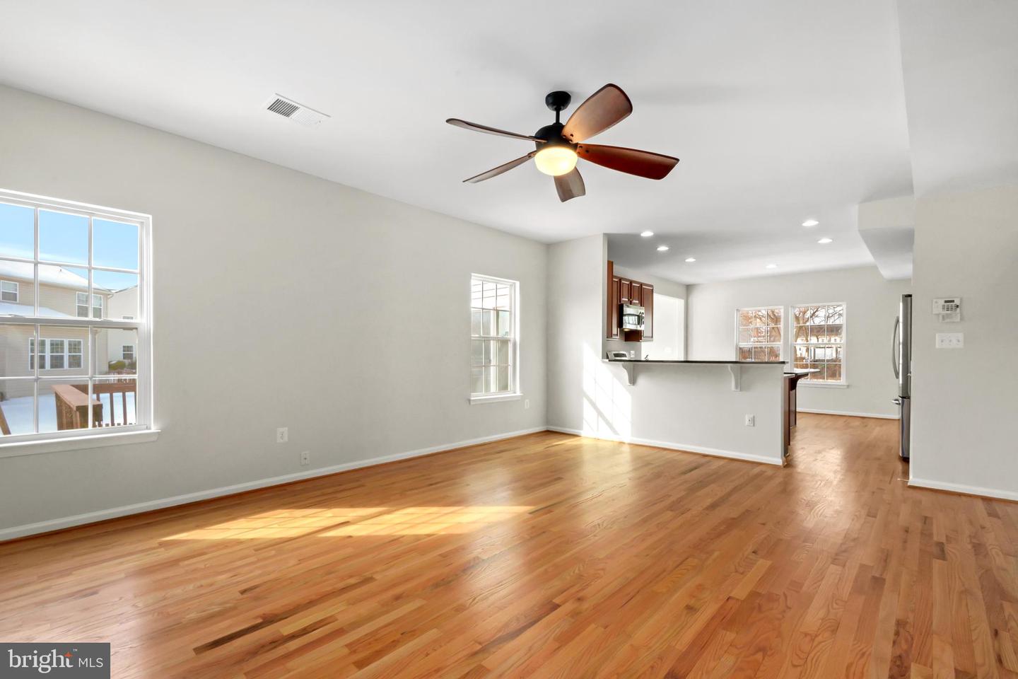 20 MANORWOOD DR, FREDERICKSBURG, Virginia 22406, 4 Bedrooms Bedrooms, ,2 BathroomsBathrooms,Residential,For sale,20 MANORWOOD DR,VAST2045684 MLS # VAST2045684