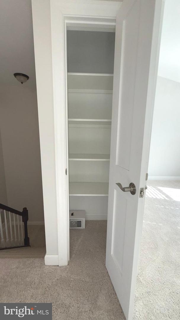 8036 TREVOR PL, VIENNA, Virginia 22182, 3 Bedrooms Bedrooms, ,2 BathroomsBathrooms,Residential,For sale,8036 TREVOR PL,VAFX2288600 MLS # VAFX2288600