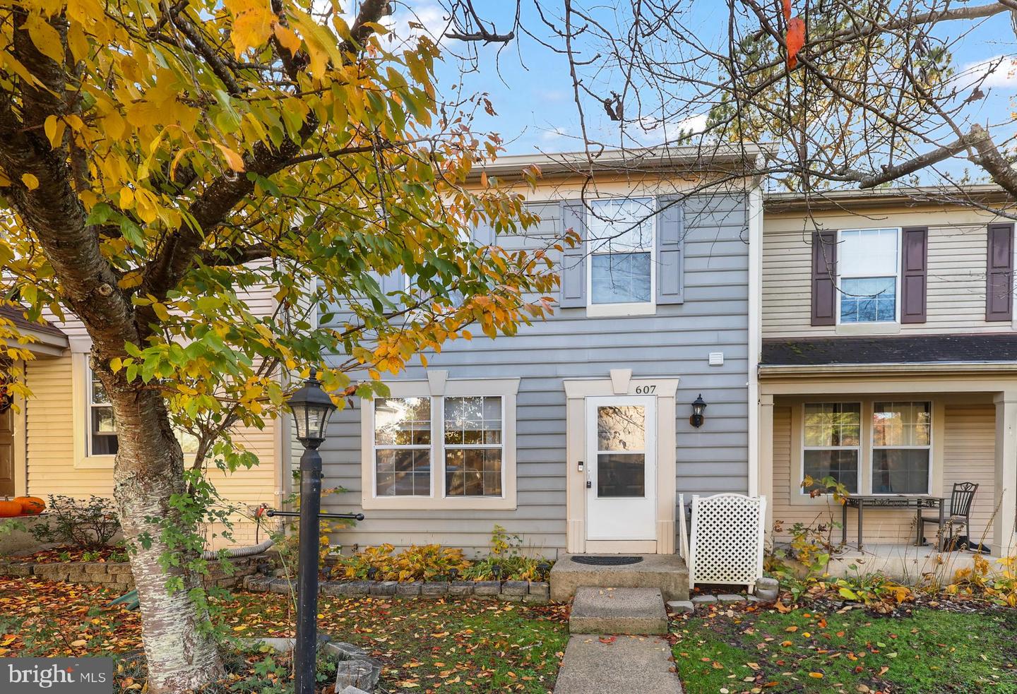 607 KNOLLWOOD CT, STAFFORD, Virginia 22554, 3 Bedrooms Bedrooms, 7 Rooms Rooms,3 BathroomsBathrooms,Residential,For sale,607 KNOLLWOOD CT,VAST2045666 MLS # VAST2045666