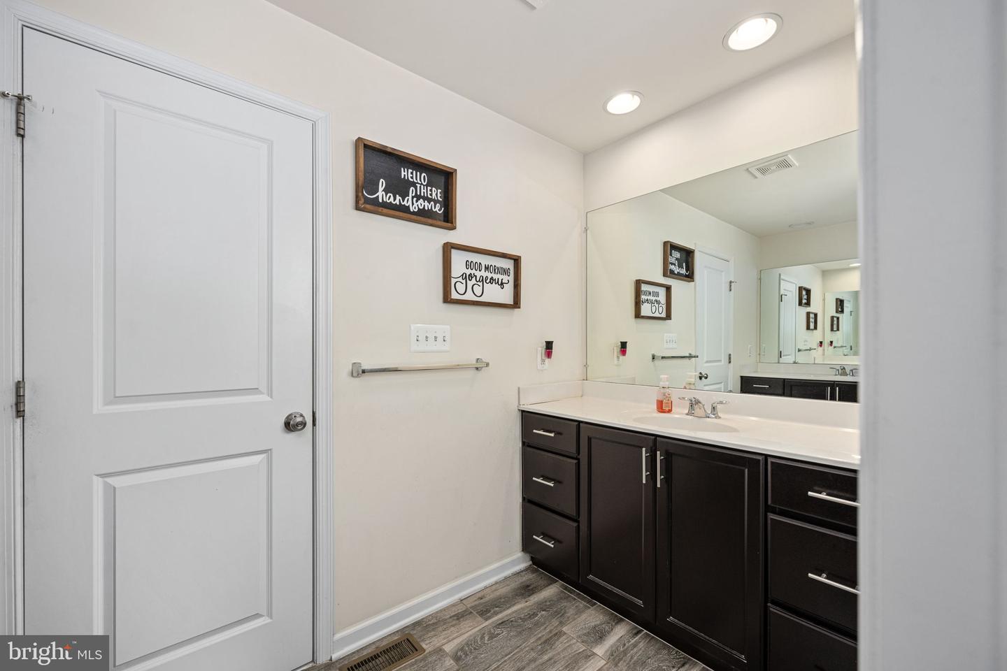 568 COASTAL AVE, STAFFORD, Virginia 22554, 4 Bedrooms Bedrooms, ,3 BathroomsBathrooms,Residential,For sale,568 COASTAL AVE,VAST2045670 MLS # VAST2045670