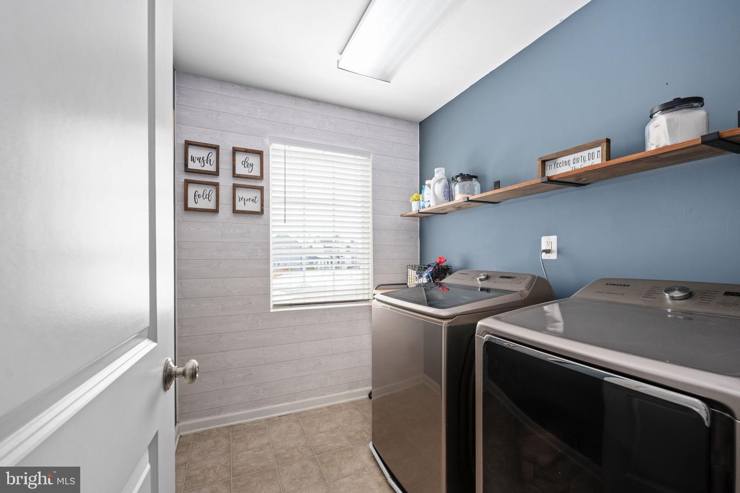 568 COASTAL AVE, STAFFORD, Virginia 22554, 4 Bedrooms Bedrooms, ,3 BathroomsBathrooms,Residential,For sale,568 COASTAL AVE,VAST2045670 MLS # VAST2045670