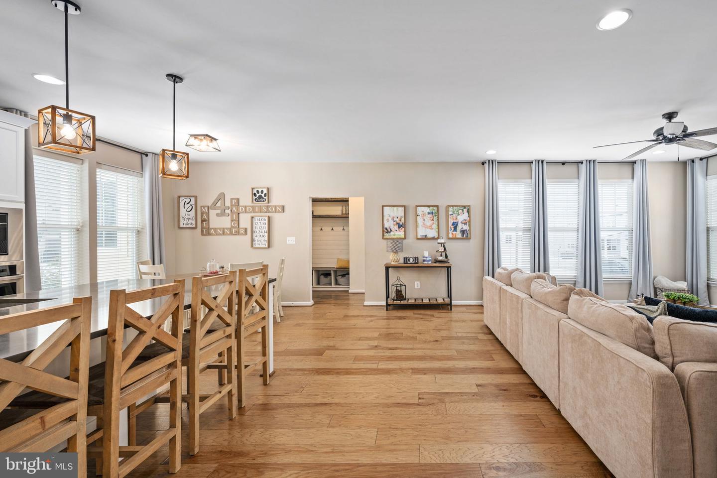 568 COASTAL AVE, STAFFORD, Virginia 22554, 4 Bedrooms Bedrooms, ,3 BathroomsBathrooms,Residential,For sale,568 COASTAL AVE,VAST2045670 MLS # VAST2045670