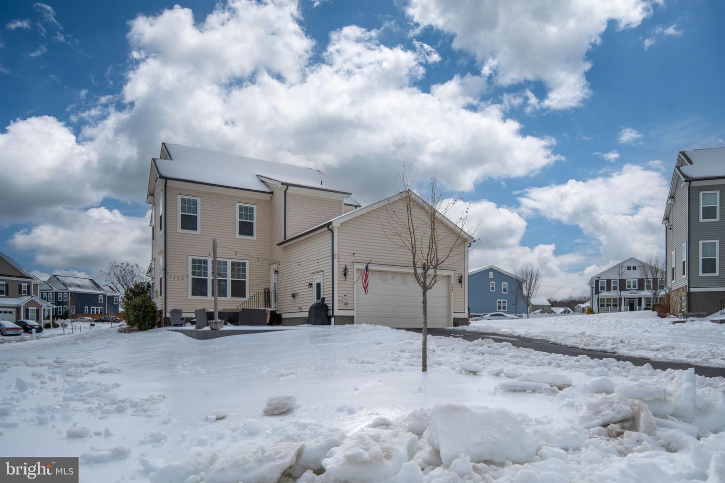 568 COASTAL AVE, STAFFORD, Virginia 22554, 4 Bedrooms Bedrooms, ,3 BathroomsBathrooms,Residential,For sale,568 COASTAL AVE,VAST2045670 MLS # VAST2045670