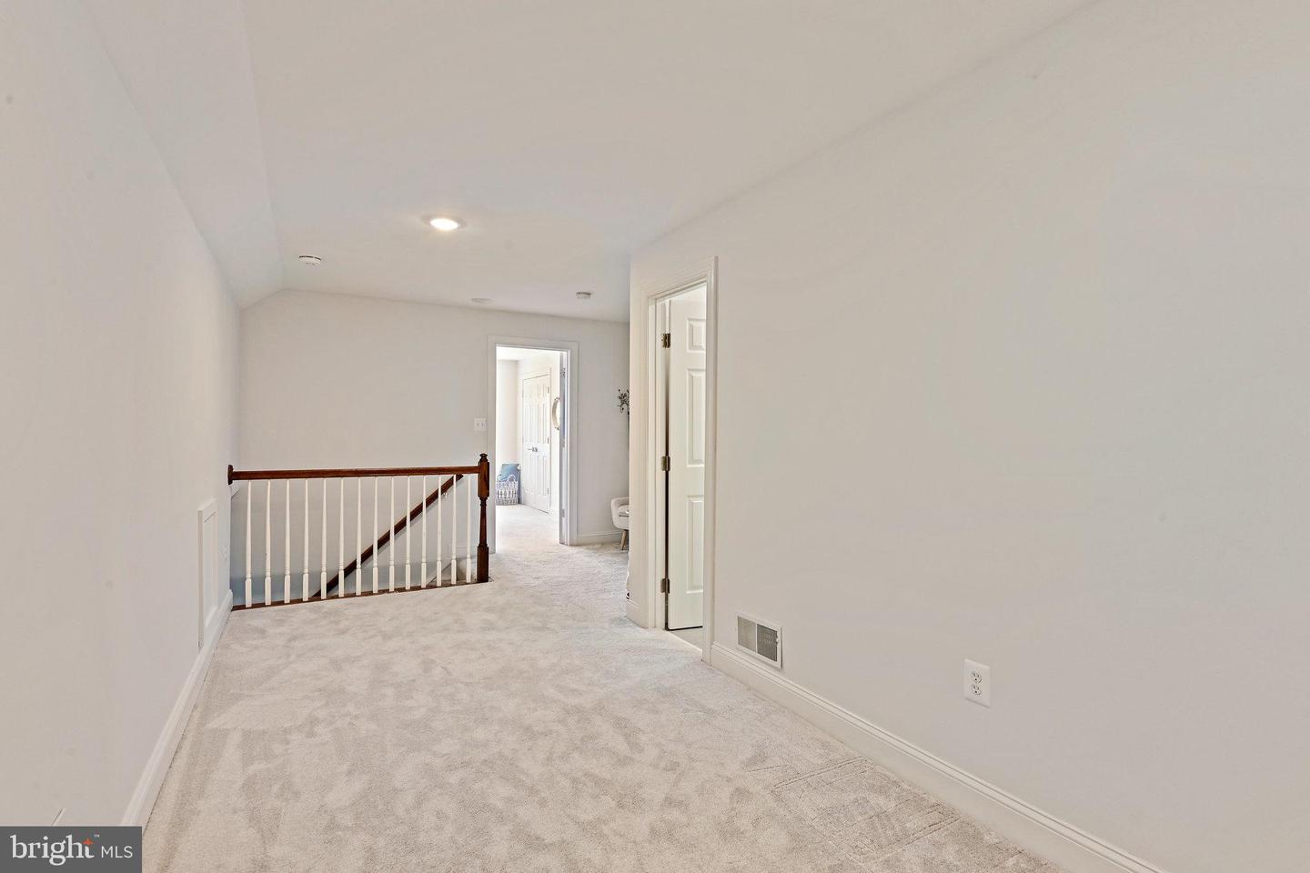 1832 FOXSTONE DR, VIENNA, Virginia 22182, 6 Bedrooms Bedrooms, ,5 BathroomsBathrooms,Residential,For sale,1832 FOXSTONE DR,VAFX2288676 MLS # VAFX2288676