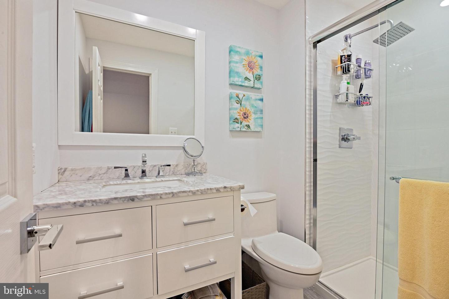 1832 FOXSTONE DR, VIENNA, Virginia 22182, 6 Bedrooms Bedrooms, ,5 BathroomsBathrooms,Residential,For sale,1832 FOXSTONE DR,VAFX2288676 MLS # VAFX2288676