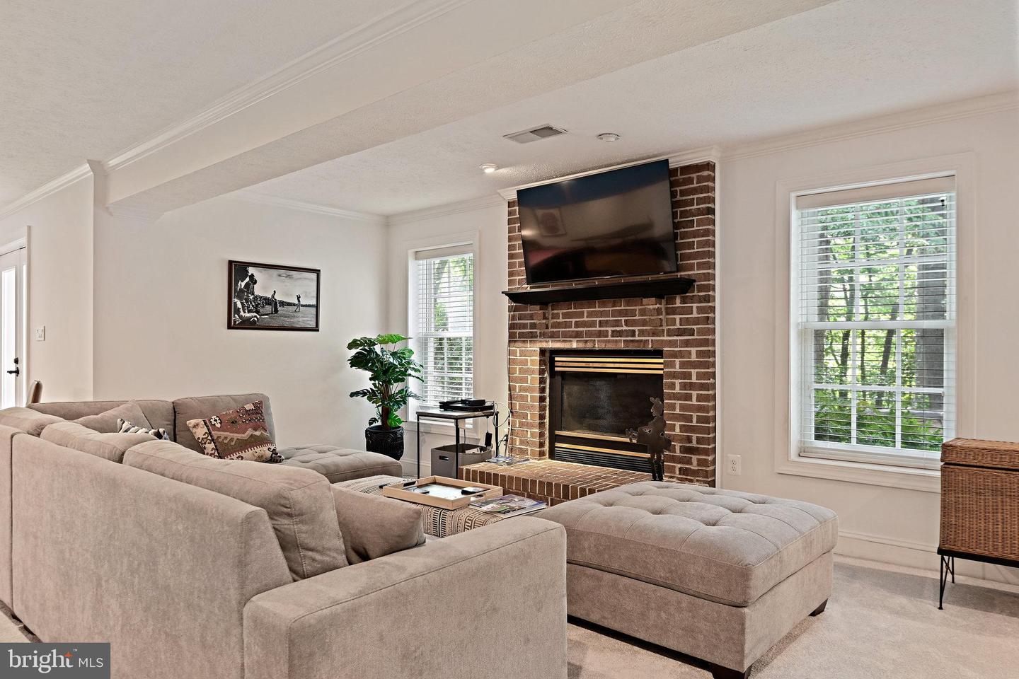 1832 FOXSTONE DR, VIENNA, Virginia 22182, 6 Bedrooms Bedrooms, ,5 BathroomsBathrooms,Residential,For sale,1832 FOXSTONE DR,VAFX2288676 MLS # VAFX2288676