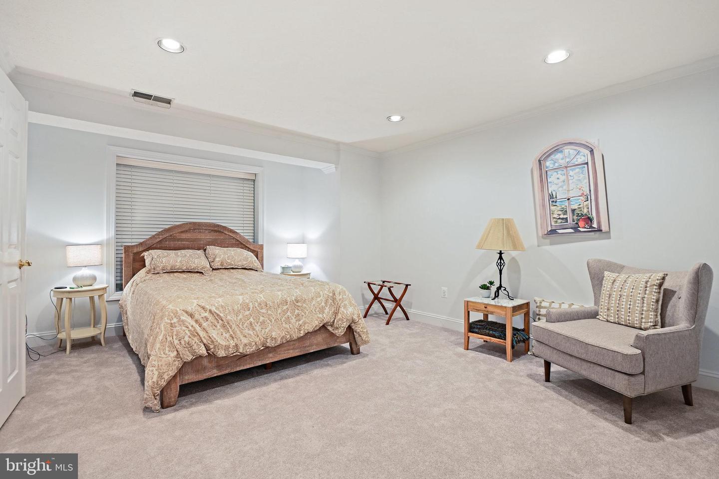 1832 FOXSTONE DR, VIENNA, Virginia 22182, 6 Bedrooms Bedrooms, ,5 BathroomsBathrooms,Residential,For sale,1832 FOXSTONE DR,VAFX2288676 MLS # VAFX2288676