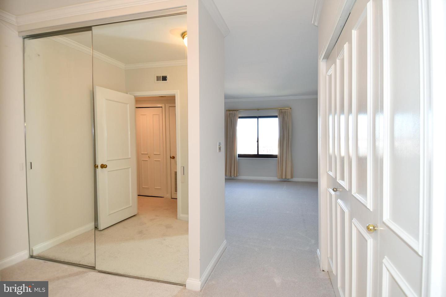 1250 S WASHINGTON ST #816, ALEXANDRIA, Virginia 22314, 2 Bedrooms Bedrooms, ,2 BathroomsBathrooms,Residential,For sale,1250 S WASHINGTON ST #816,VAAX2053734 MLS # VAAX2053734