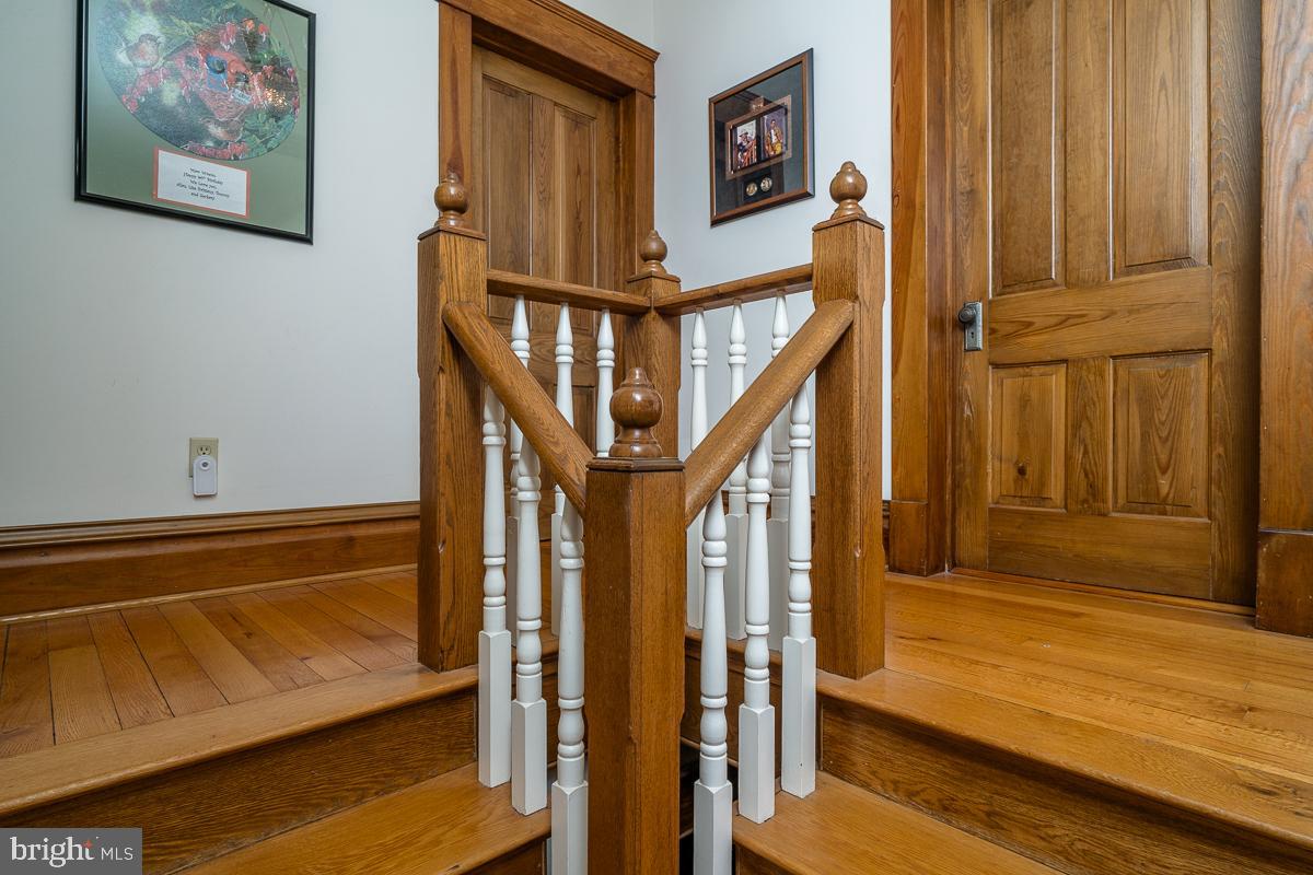 187 HOUFF, WEYERS CAVE, Virginia 24486, 5 Bedrooms Bedrooms, 18 Rooms Rooms,3 BathroomsBathrooms,Residential,For sale,187 HOUFF,VAAG2002738 MLS # VAAG2002738