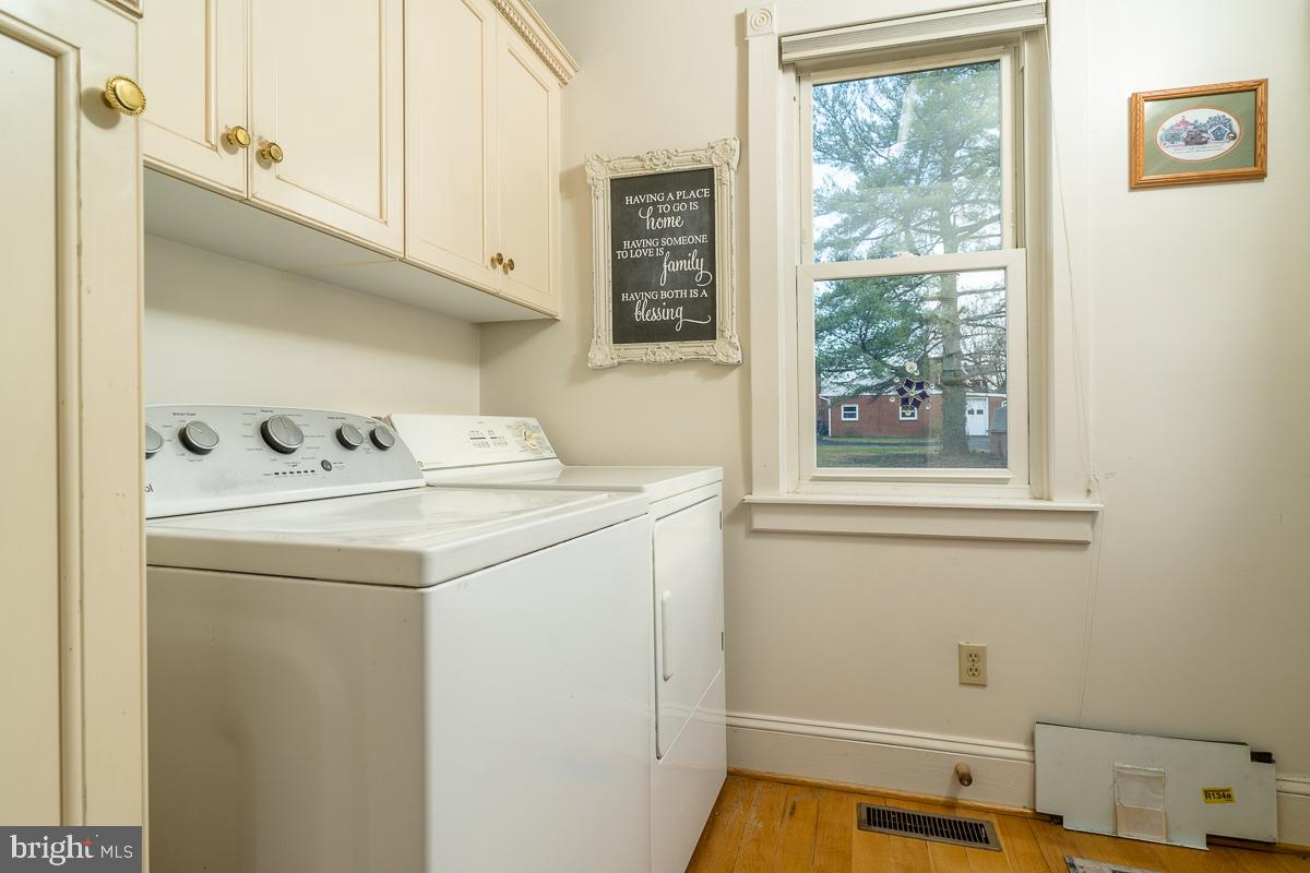 187 HOUFF, WEYERS CAVE, Virginia 24486, 5 Bedrooms Bedrooms, 18 Rooms Rooms,3 BathroomsBathrooms,Residential,For sale,187 HOUFF,VAAG2002738 MLS # VAAG2002738