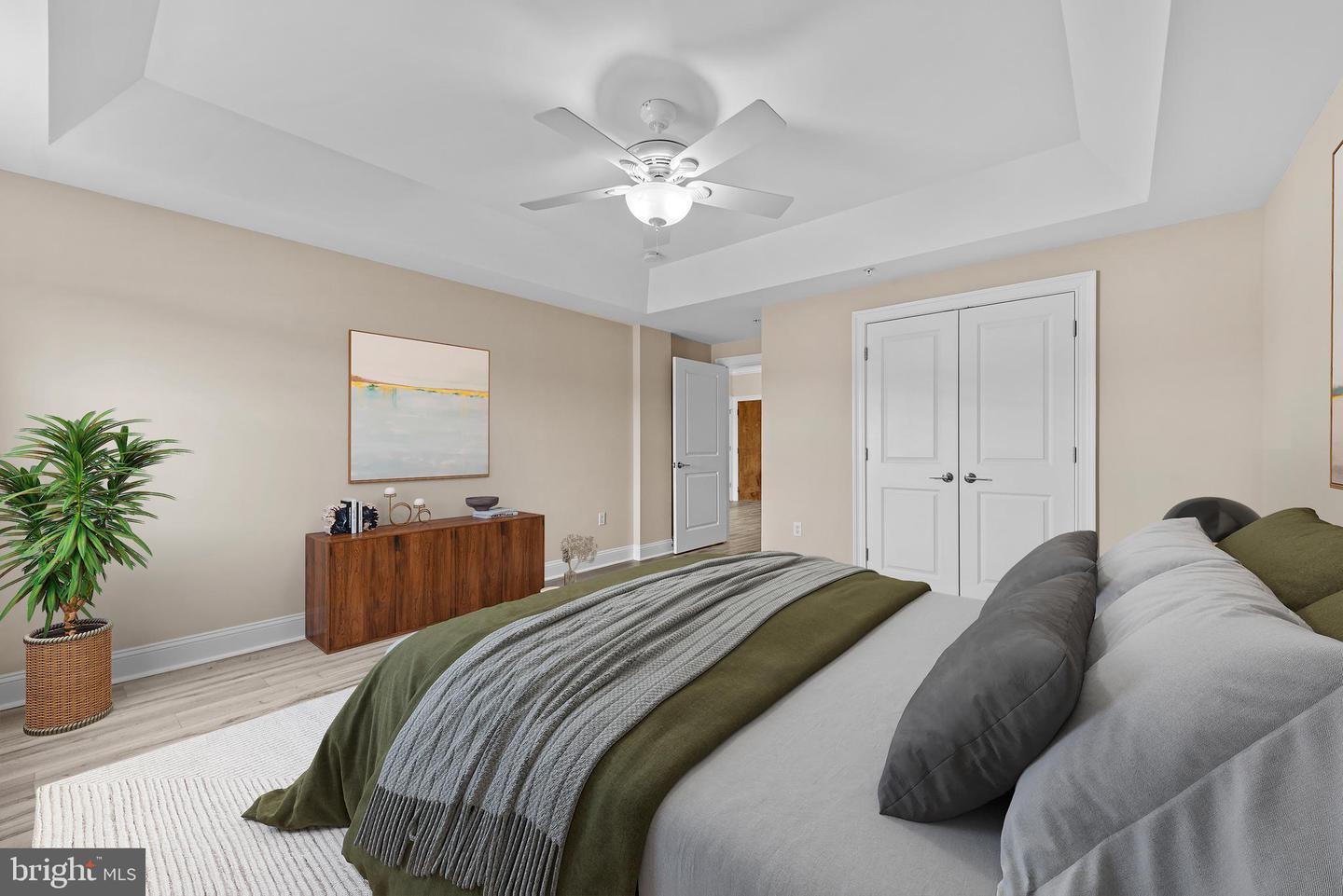 6301 EDSALL RD #424, ALEXANDRIA, Virginia 22312, 2 Bedrooms Bedrooms, 4 Rooms Rooms,2 BathroomsBathrooms,Residential,For sale,6301 EDSALL RD #424,VAFX2288824 MLS # VAFX2288824