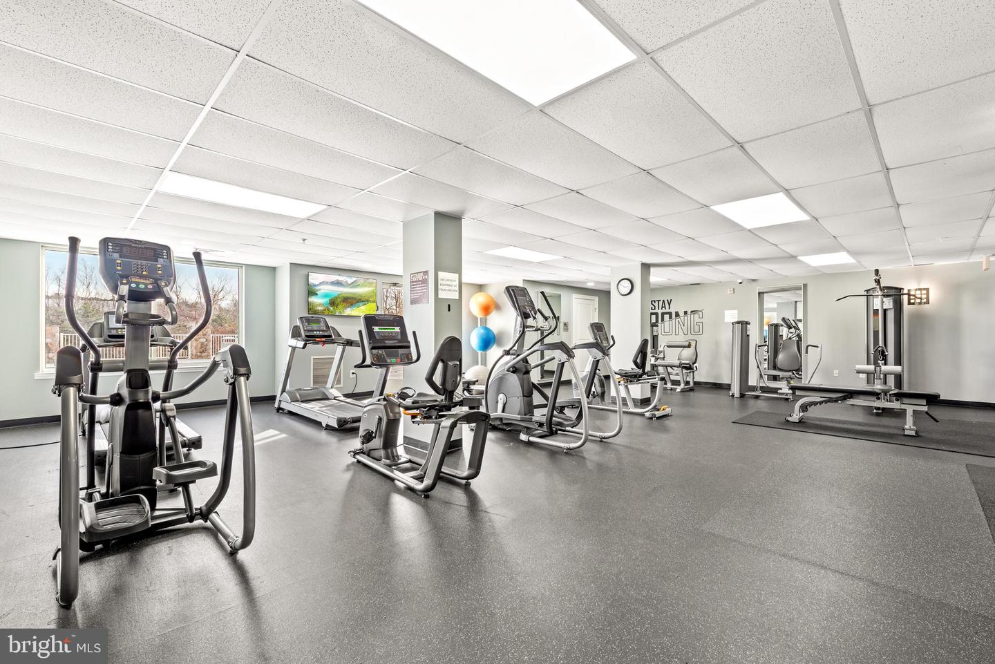 6301 EDSALL RD #424, ALEXANDRIA, Virginia 22312, 2 Bedrooms Bedrooms, 4 Rooms Rooms,2 BathroomsBathrooms,Residential,For sale,6301 EDSALL RD #424,VAFX2288824 MLS # VAFX2288824