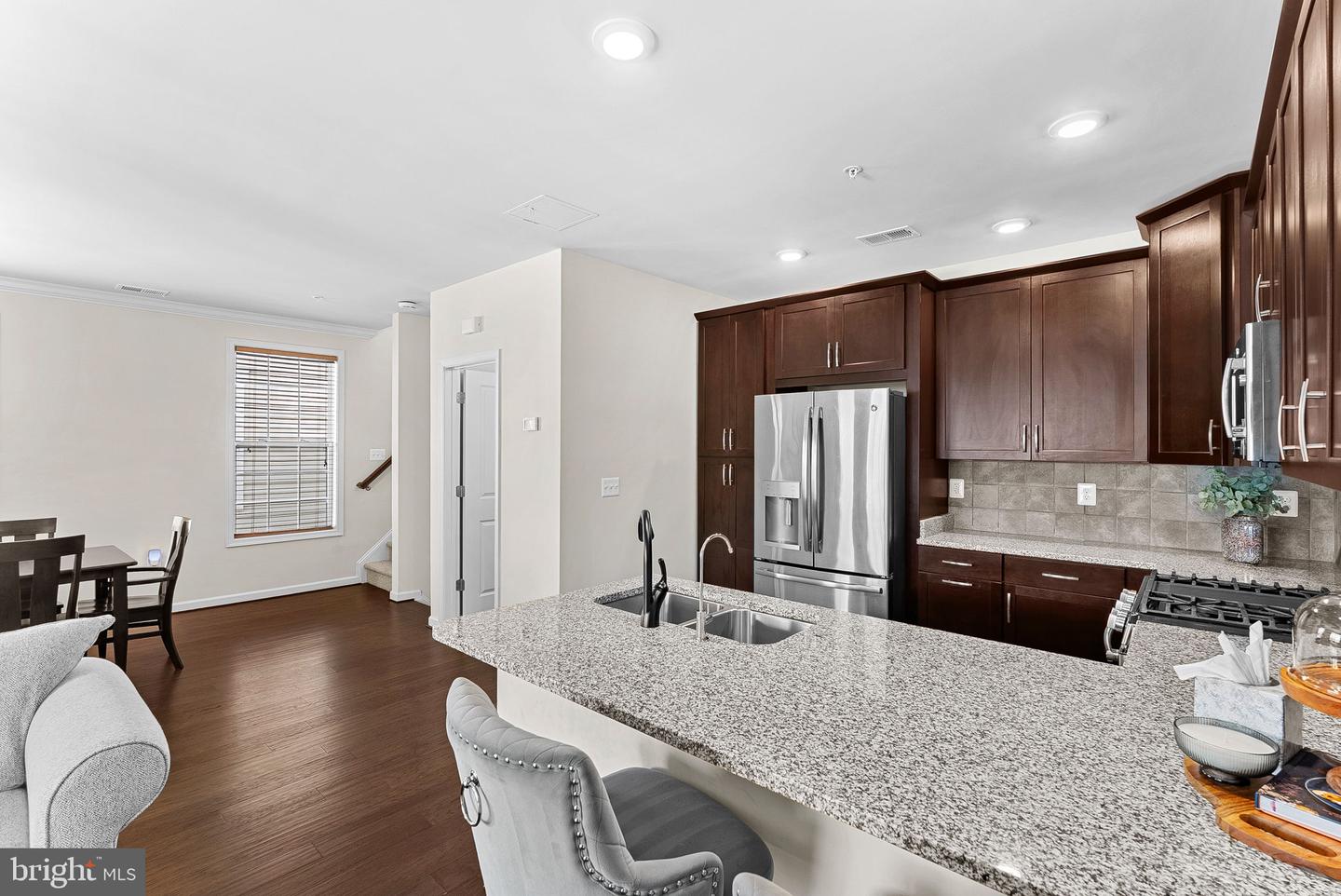 23305 MILLTOWN KNOLL SQ #113, ASHBURN, Virginia 20148, 2 Bedrooms Bedrooms, ,2 BathroomsBathrooms,Residential,For sale,23305 MILLTOWN KNOLL SQ #113,VALO2115204 MLS # VALO2115204