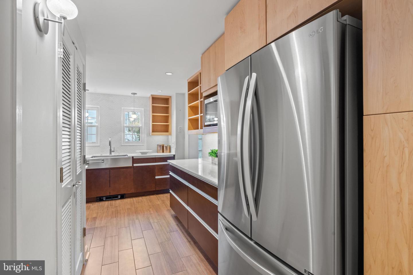 3214 19TH ROAD N, ARLINGTON, Virginia 22201, 4 Bedrooms Bedrooms, ,2 BathroomsBathrooms,Residential,For sale,3214 19TH ROAD N,VAAR2068468 MLS # VAAR2068468