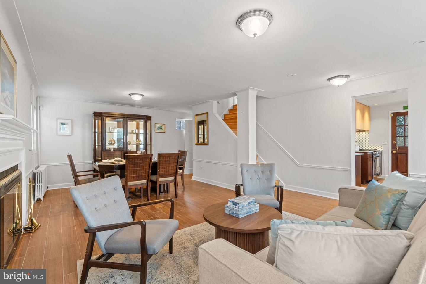 3214 19TH ROAD N, ARLINGTON, Virginia 22201, 4 Bedrooms Bedrooms, ,2 BathroomsBathrooms,Residential,For sale,3214 19TH ROAD N,VAAR2068468 MLS # VAAR2068468