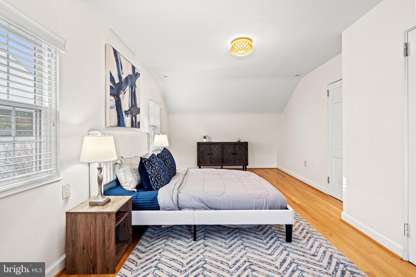 3214 19TH ROAD N, ARLINGTON, Virginia 22201, 4 Bedrooms Bedrooms, ,2 BathroomsBathrooms,Residential,For sale,3214 19TH ROAD N,VAAR2068468 MLS # VAAR2068468