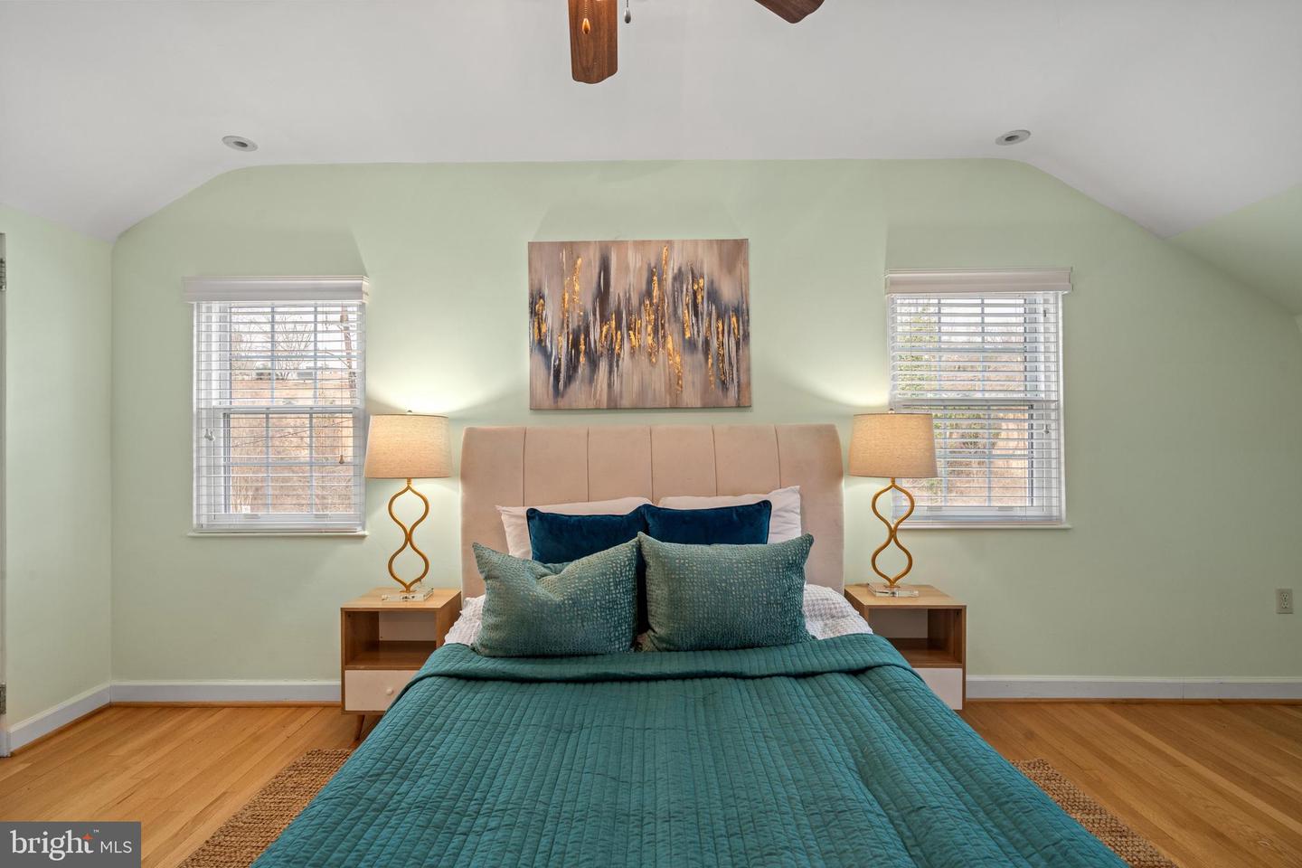 3214 19TH ROAD N, ARLINGTON, Virginia 22201, 4 Bedrooms Bedrooms, ,2 BathroomsBathrooms,Residential,For sale,3214 19TH ROAD N,VAAR2068468 MLS # VAAR2068468