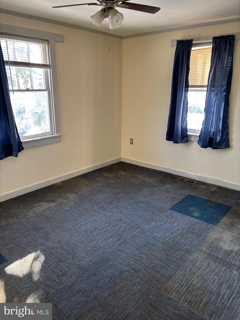 249 WEST STREET ST, WINCHESTER, Virginia 22601, 6 Bedrooms Bedrooms, ,2 BathroomsBathrooms,Residential,For sale,249 WEST STREET ST,VAWI2009908 MLS # VAWI2009908