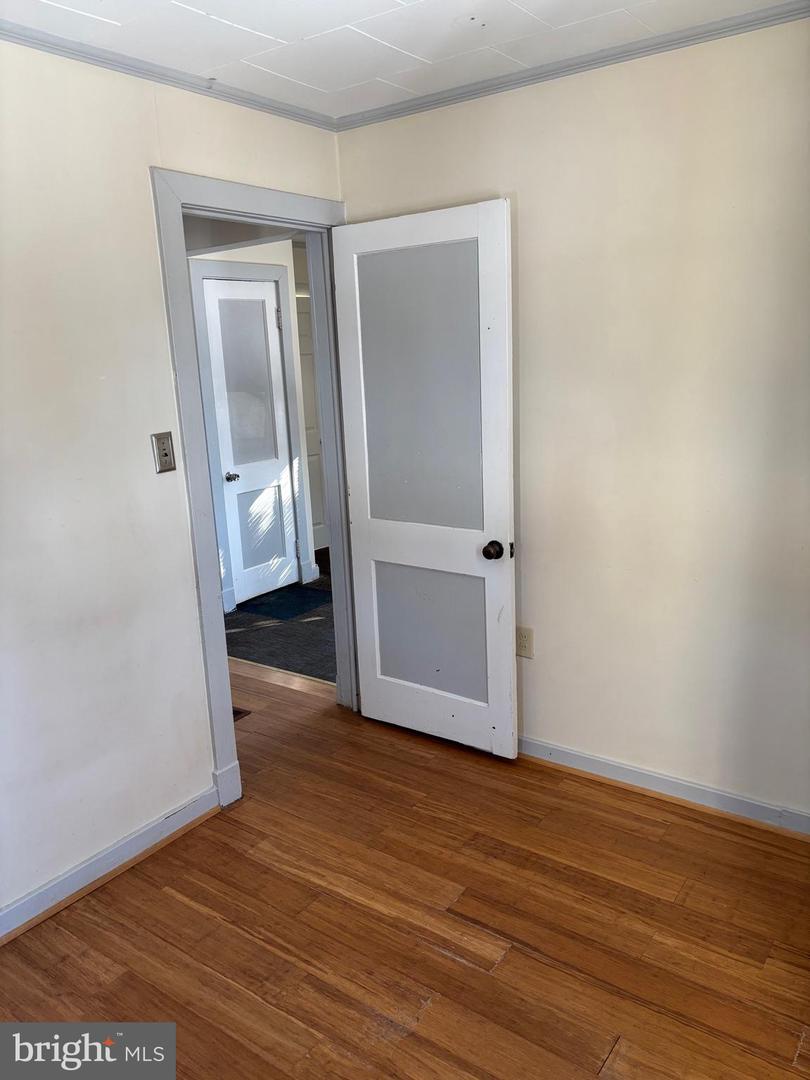 249 WEST STREET ST, WINCHESTER, Virginia 22601, 6 Bedrooms Bedrooms, ,2 BathroomsBathrooms,Residential,For sale,249 WEST STREET ST,VAWI2009908 MLS # VAWI2009908