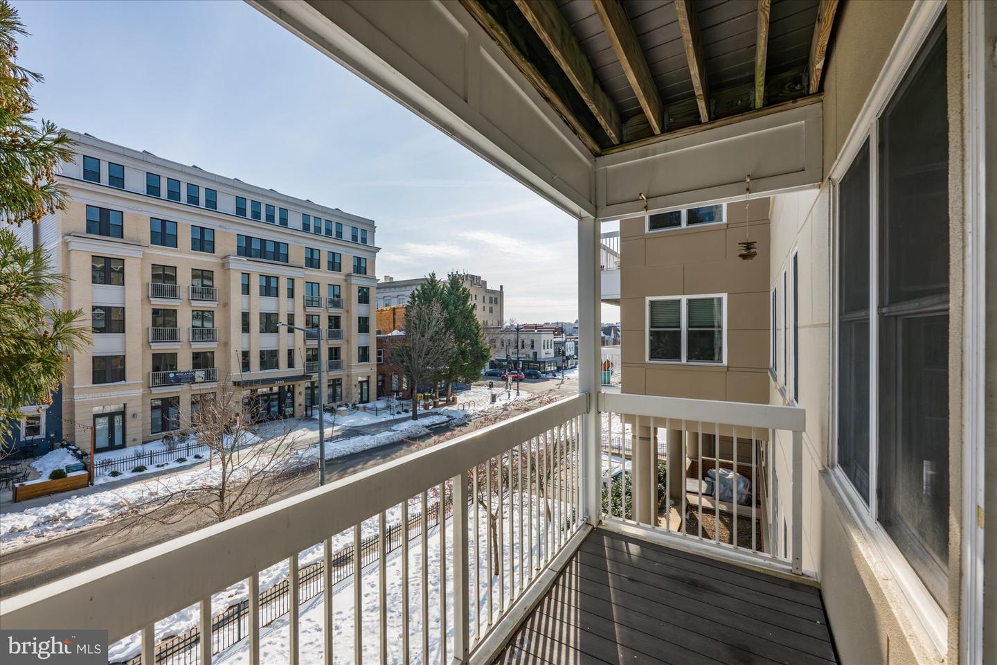 2004 11TH ST NW #222, WASHINGTON, District Of Columbia 20001, 2 Bedrooms Bedrooms, ,2 BathroomsBathrooms,Residential,For sale,2004 11TH ST NW #222,DCDC2244588 MLS # DCDC2244588