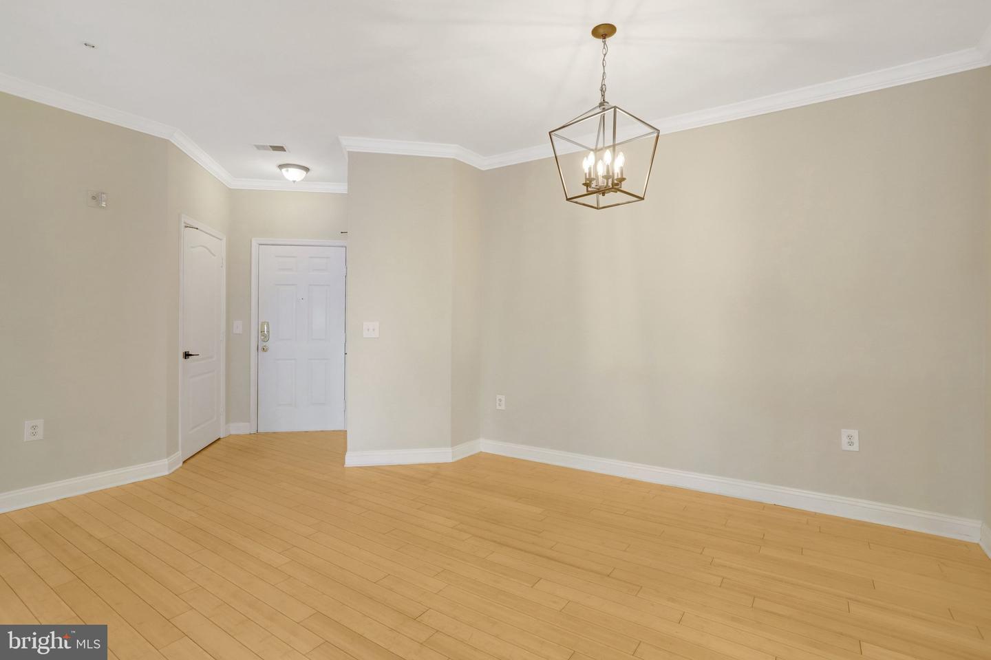 7709 HAYNES POINT WAY #C, ALEXANDRIA, Virginia 22315, 2 Bedrooms Bedrooms, ,2 BathroomsBathrooms,Residential,For sale,7709 HAYNES POINT WAY #C,VAFX2288930 MLS # VAFX2288930