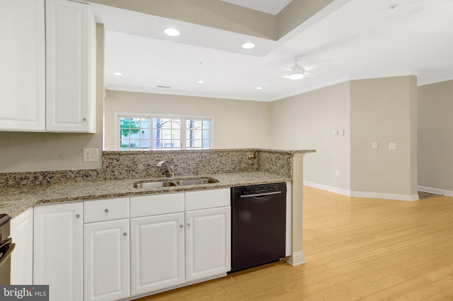 7709 HAYNES POINT WAY #C, ALEXANDRIA, Virginia 22315, 2 Bedrooms Bedrooms, ,2 BathroomsBathrooms,Residential,For sale,7709 HAYNES POINT WAY #C,VAFX2288930 MLS # VAFX2288930