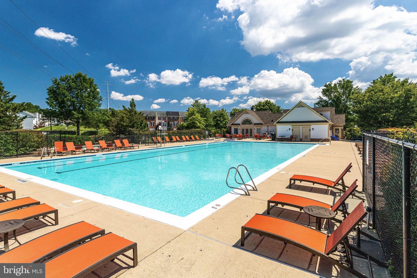 7709 HAYNES POINT WAY #C, ALEXANDRIA, Virginia 22315, 2 Bedrooms Bedrooms, ,2 BathroomsBathrooms,Residential,For sale,7709 HAYNES POINT WAY #C,VAFX2288930 MLS # VAFX2288930