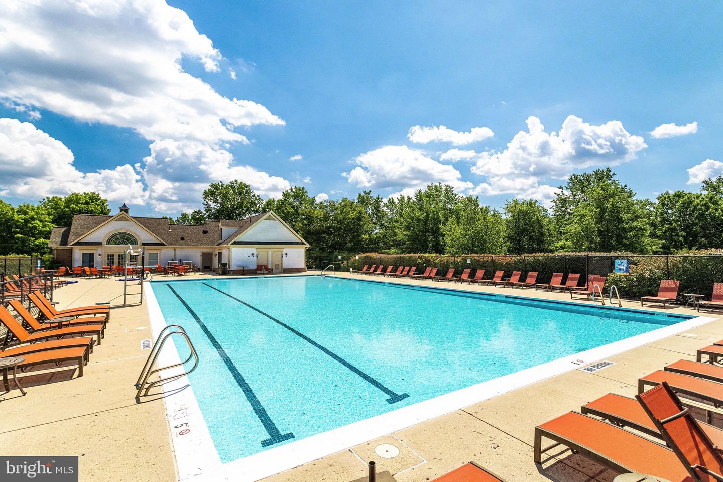 7709 HAYNES POINT WAY #C, ALEXANDRIA, Virginia 22315, 2 Bedrooms Bedrooms, ,2 BathroomsBathrooms,Residential,For sale,7709 HAYNES POINT WAY #C,VAFX2288930 MLS # VAFX2288930